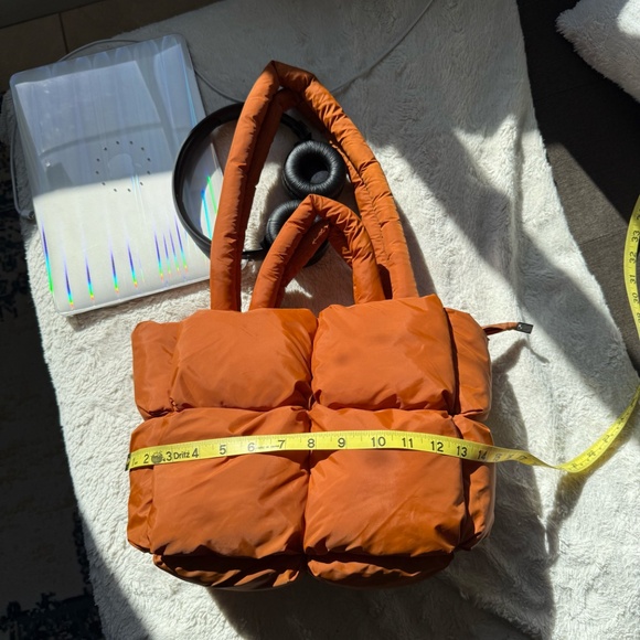 Puffer Bag Pumpkin Color - Picture 11 of 13